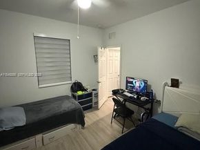 11290 NW 88th Ter, Doral FL 33178