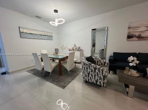 11290 NW 88th Ter, Doral FL 33178
