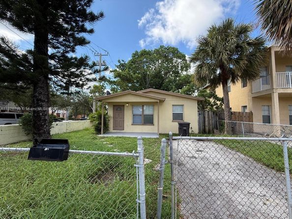 502 18th St, West Palm Beach FL 33407