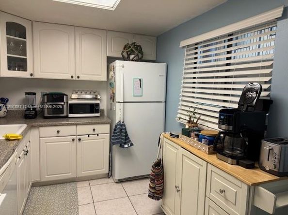 Undisclosed Address #A11861087, Miami FL 33183