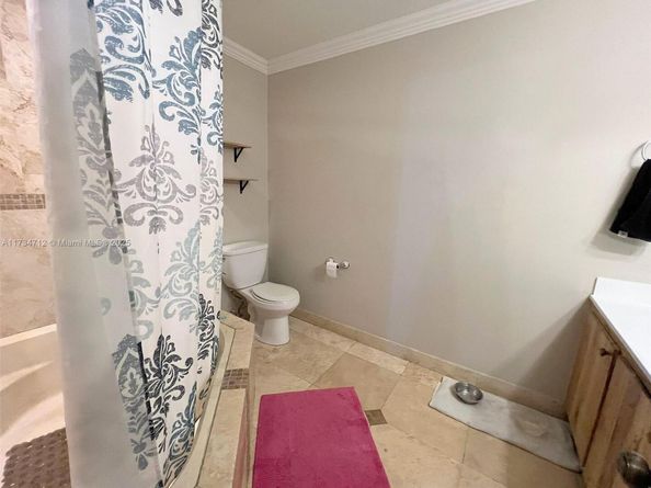 15685 SW 84th Ter 801, Miami FL 33193