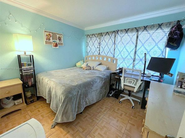 15685 SW 84th Ter 801, Miami FL 33193
