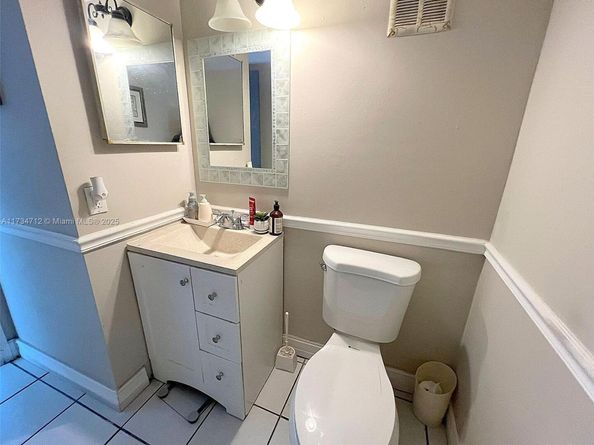 15685 SW 84th Ter 801, Miami FL 33193