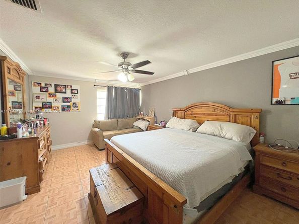 15685 SW 84th Ter 801, Miami FL 33193