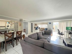 15685 SW 84th Ter 801, Miami FL 33193