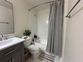 12464 SW 42nd St, Miramar FL 33027