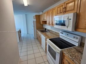 7135 Collins Ave 1821, Miami Beach FL 33141