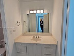 7135 Collins Ave 1821, Miami Beach FL 33141
