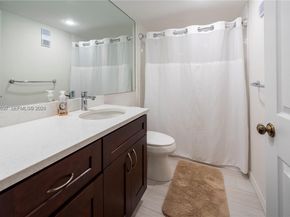 1530 Whitehall Dr 302, Davie FL 33324
