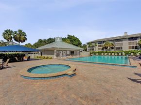 1530 Whitehall Dr 302, Davie FL 33324