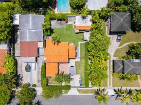 1860 SW 12th St, Miami FL 33135