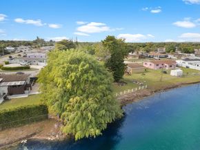 19621 NW 39th Ct, Miami Gardens FL 33055