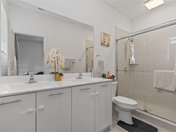 2313 NW 122nd Ter, Miami FL 33167