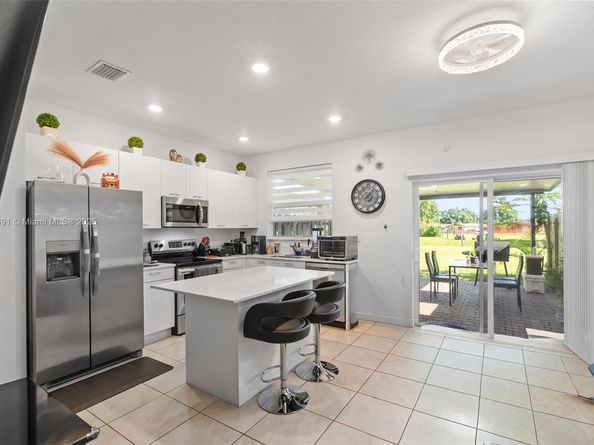 2313 NW 122nd Ter, Miami FL 33167