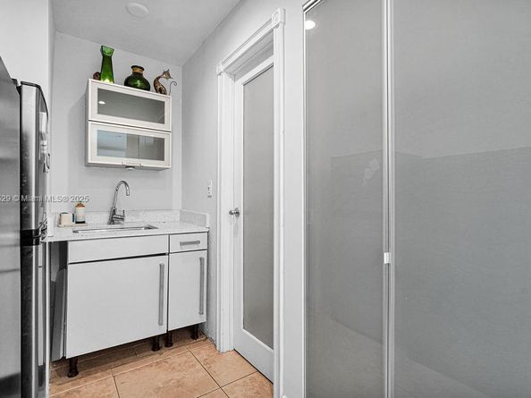 150 NE 50th Ter, Miami FL 33137