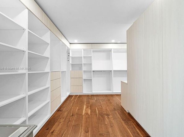 150 NE 50th Ter, Miami FL 33137