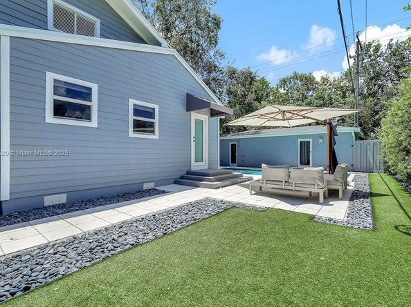 150 NE 50th Ter, Miami FL 33137