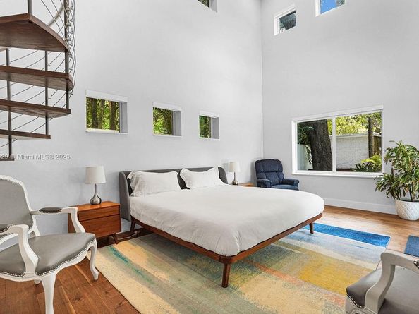 150 NE 50th Ter, Miami FL 33137