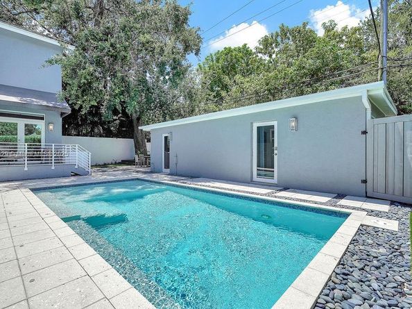 150 NE 50th Ter, Miami FL 33137