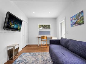 150 NE 50th Ter, Miami FL 33137