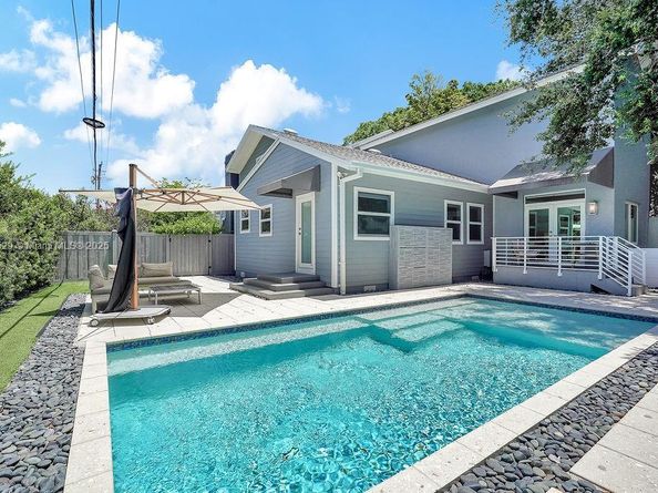 150 NE 50th Ter, Miami FL 33137