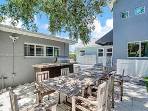 150 NE 50th Ter, Miami FL 33137