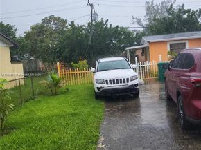 3420 NW 213th Ter, Miami Gardens FL 33056