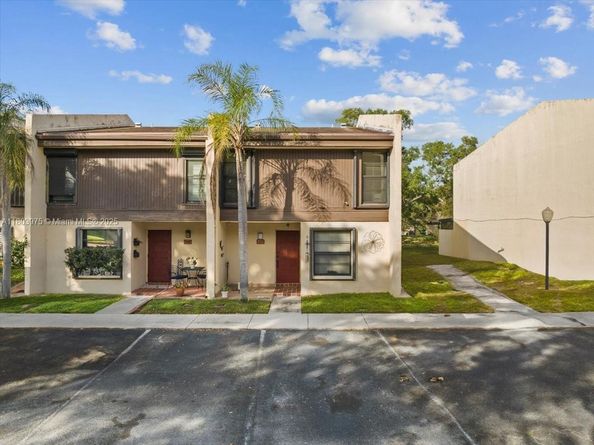 1150 NW 99th Ave 69, Pembroke Pines FL 33024