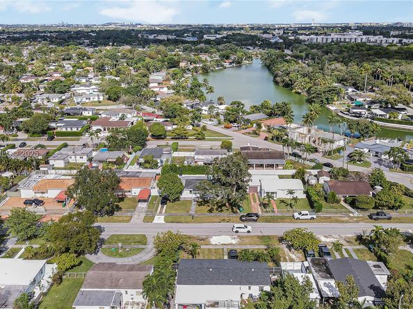 7235 SW 39th, Miami FL 33155