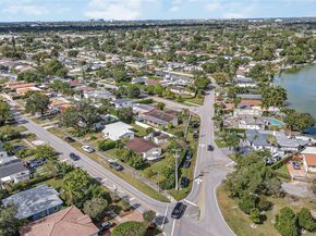 7235 SW 39th, Miami FL 33155