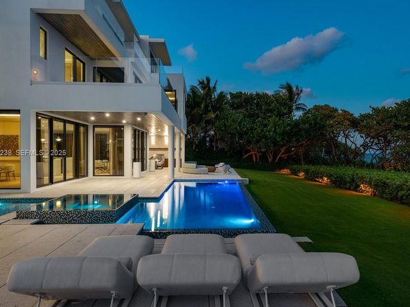 1107 Hillsboro Mile, Hillsboro Beach FL 33062