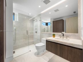 1107 Hillsboro Mile, Hillsboro Beach FL 33062