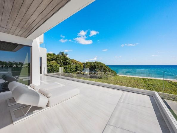 1107 Hillsboro Mile, Hillsboro Beach FL 33062