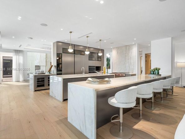 1107 Hillsboro Mile, Hillsboro Beach FL 33062