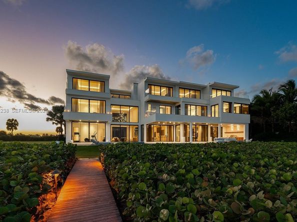 1107 Hillsboro Mile, Hillsboro Beach FL 33062