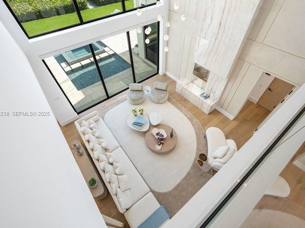 1107 Hillsboro Mile, Hillsboro Beach FL 33062