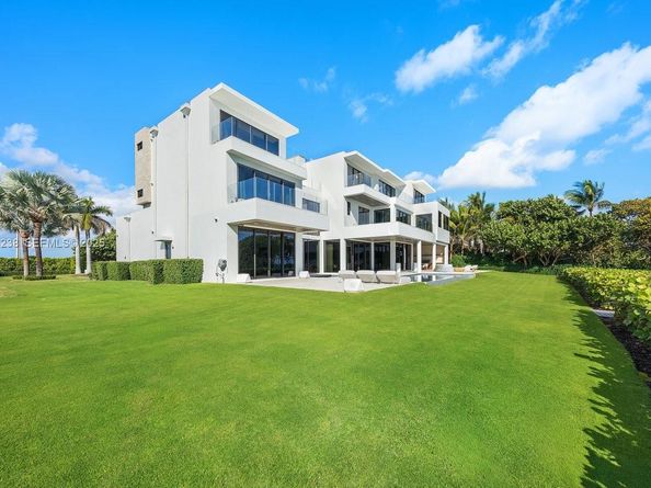 1107 Hillsboro Mile, Hillsboro Beach FL 33062