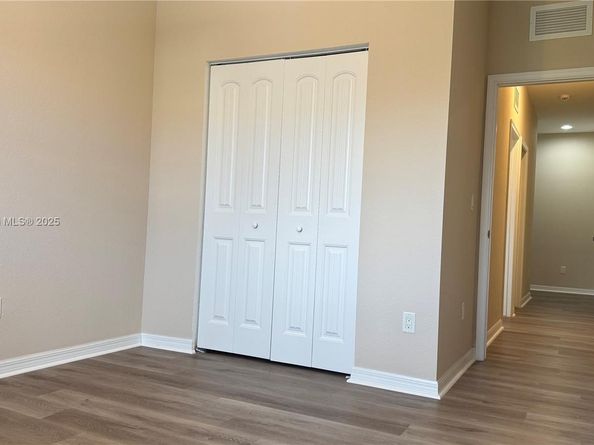 1121 Vermilion Dr, West Palm Beach FL 33461