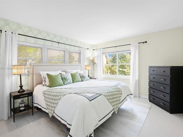 Undisclosed Address #A11795485, Fort Lauderdale FL 33316