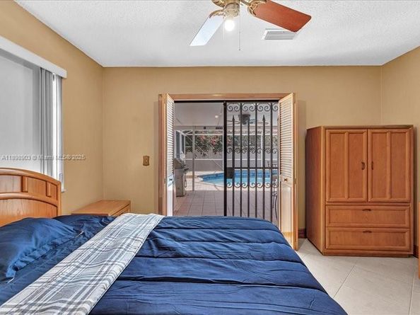 1300 SW 32nd St, Fort Lauderdale FL 33315