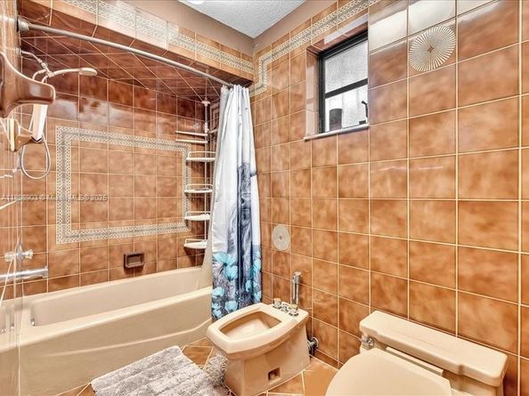 1300 SW 32nd St, Fort Lauderdale FL 33315