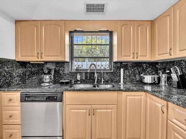 1300 SW 32nd St, Fort Lauderdale FL 33315