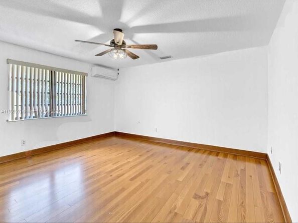 1300 SW 32nd St, Fort Lauderdale FL 33315