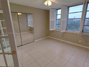 7051 Environ Blvd 433, Lauderhill FL 33319