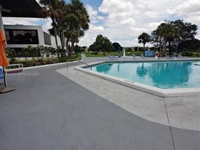 7051 Environ Blvd 433, Lauderhill FL 33319