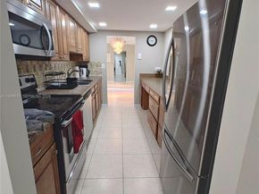 7051 Environ Blvd 433, Lauderhill FL 33319