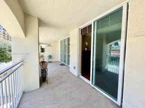 99 SE Mizner Blvd 223, Boca Raton FL 33432