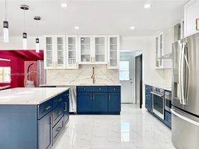 2216 NE 18th Ave, Wilton Manors FL 33305