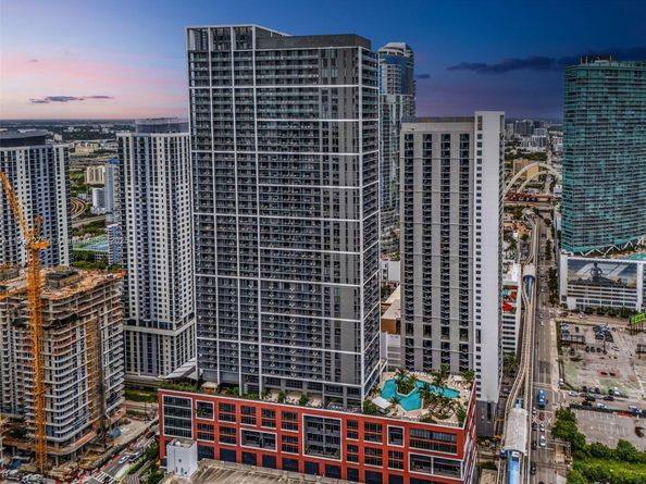 159 NE 6th St 4814, Miami FL 33132