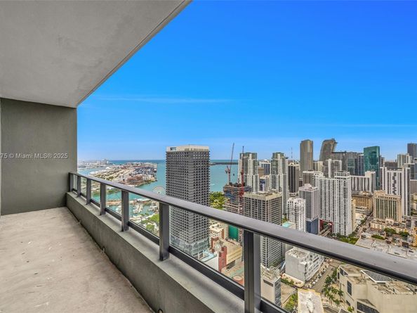 159 NE 6th St 4814, Miami FL 33132